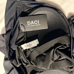 Daci Women Black-4 Rash Guard Short Sleeve One Piece Swimsuit Zipper UPF 50